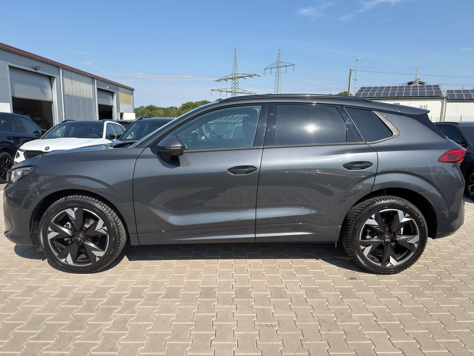 Иллюстрация автомобиля CUPRA Terramar 1.5 eTSIEDGE 360°SENN*19 "MEMORY*LED