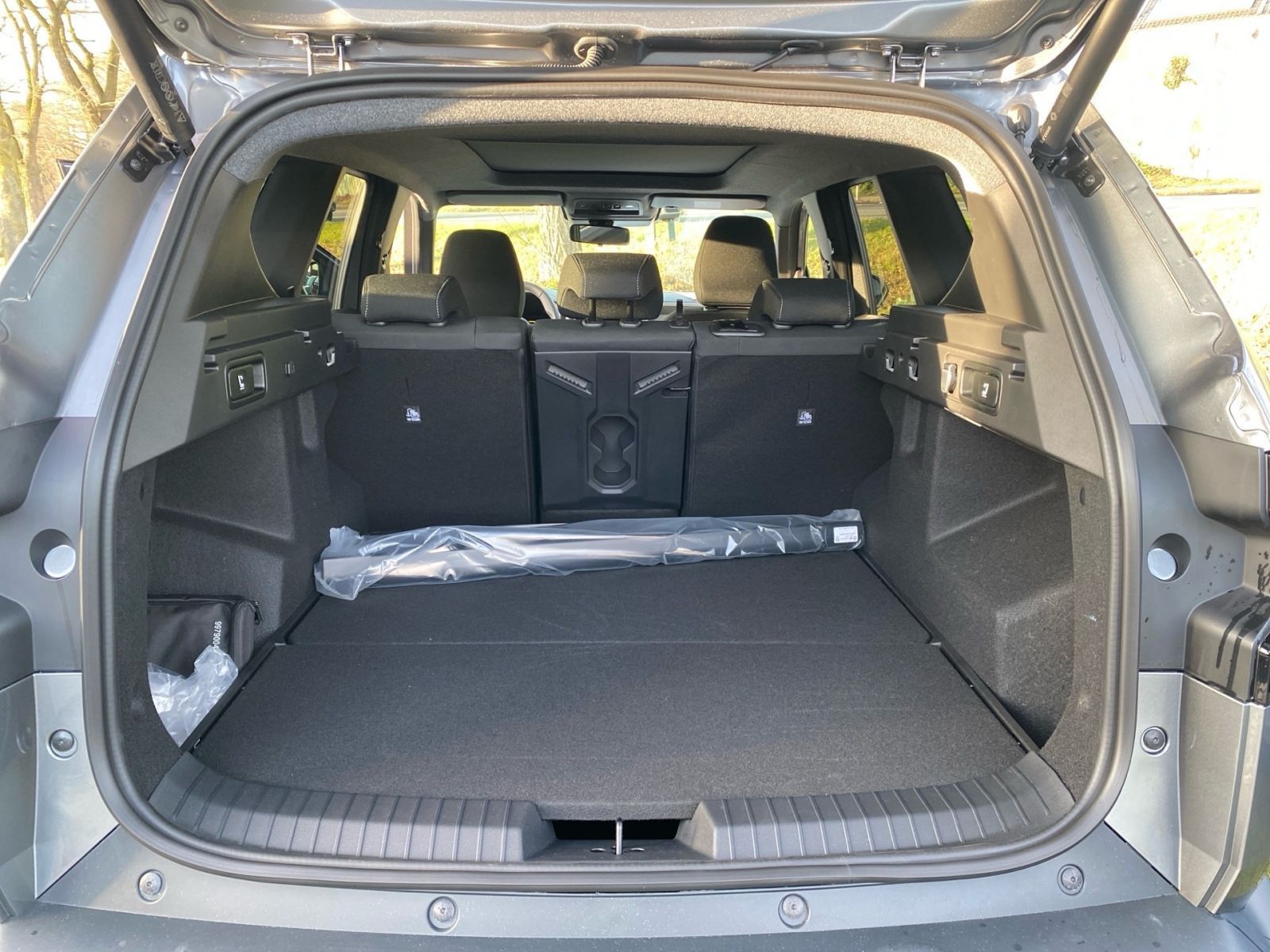 Fahrzeugabbildung Dacia Bigster 1.8 E-TECH Hybrid 155 Journey *Glasdach*