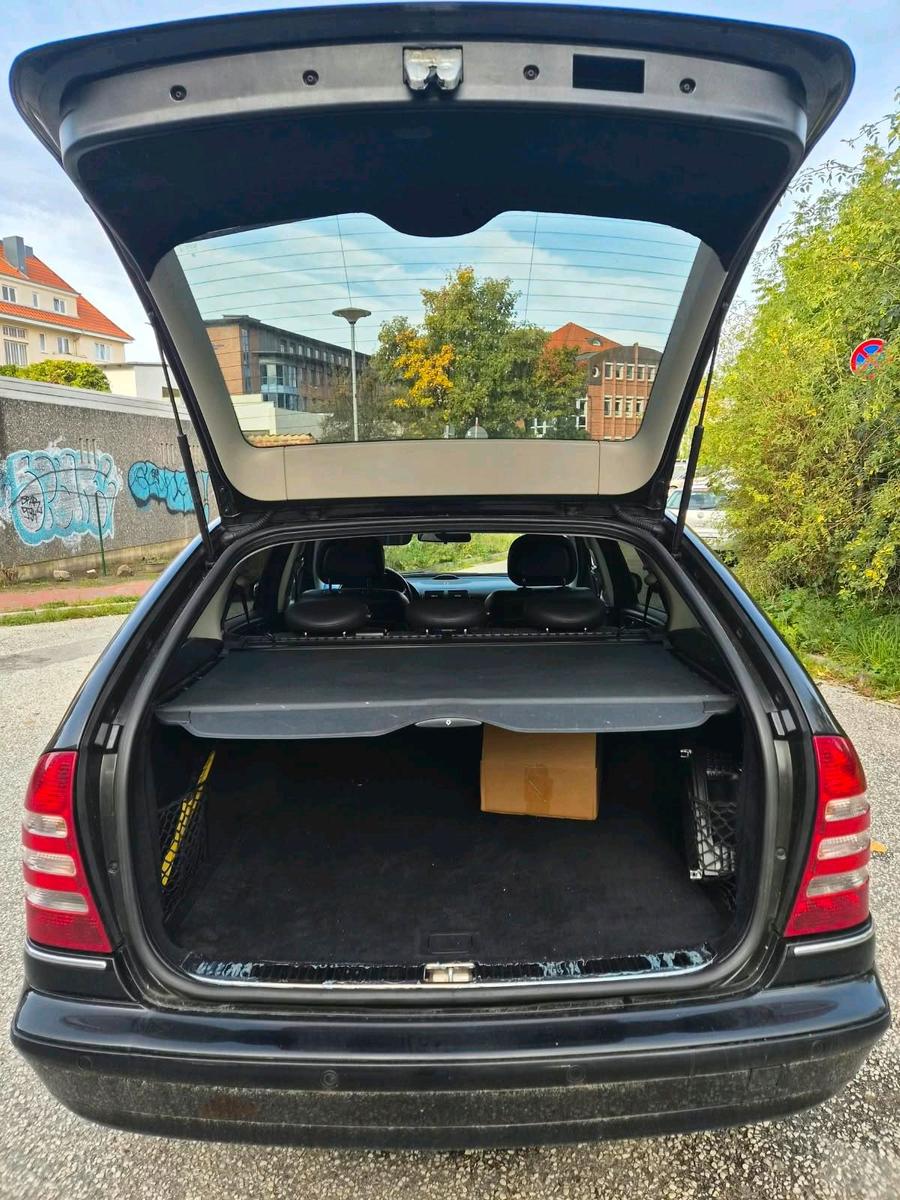 Mercedes-Benz C230 2006 — photo 10