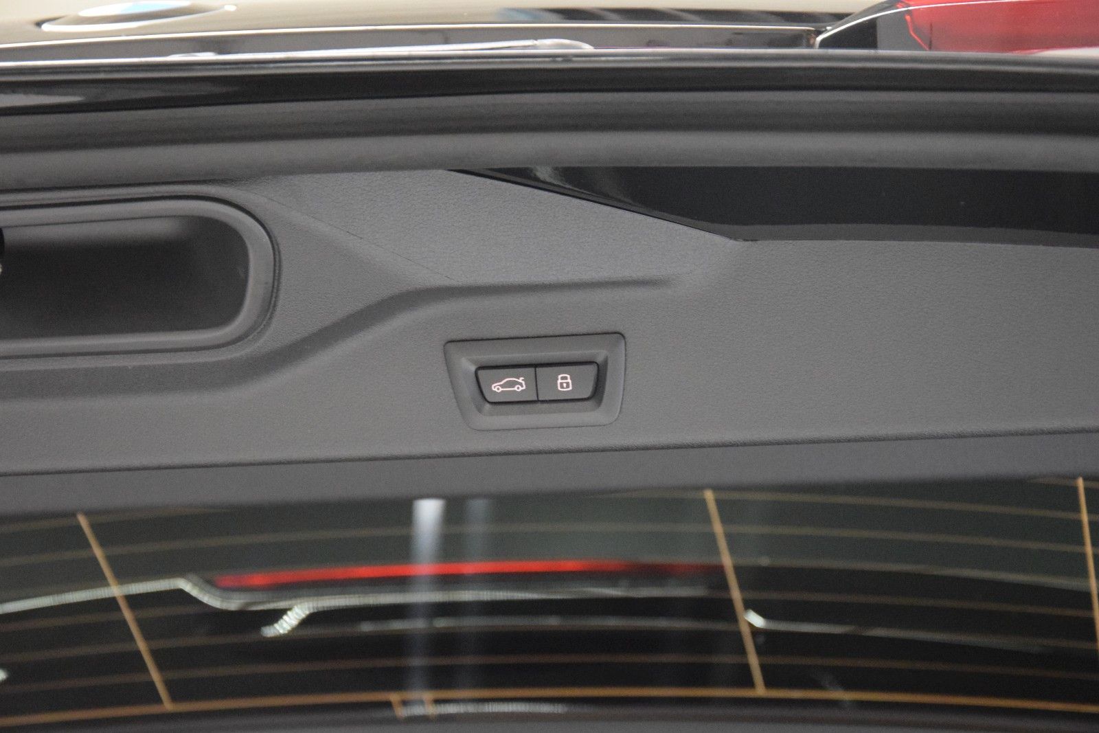 Fahrzeugabbildung BMW X5 30 d xDrive M Sport Pano Sitzbelüft. AHK HuD