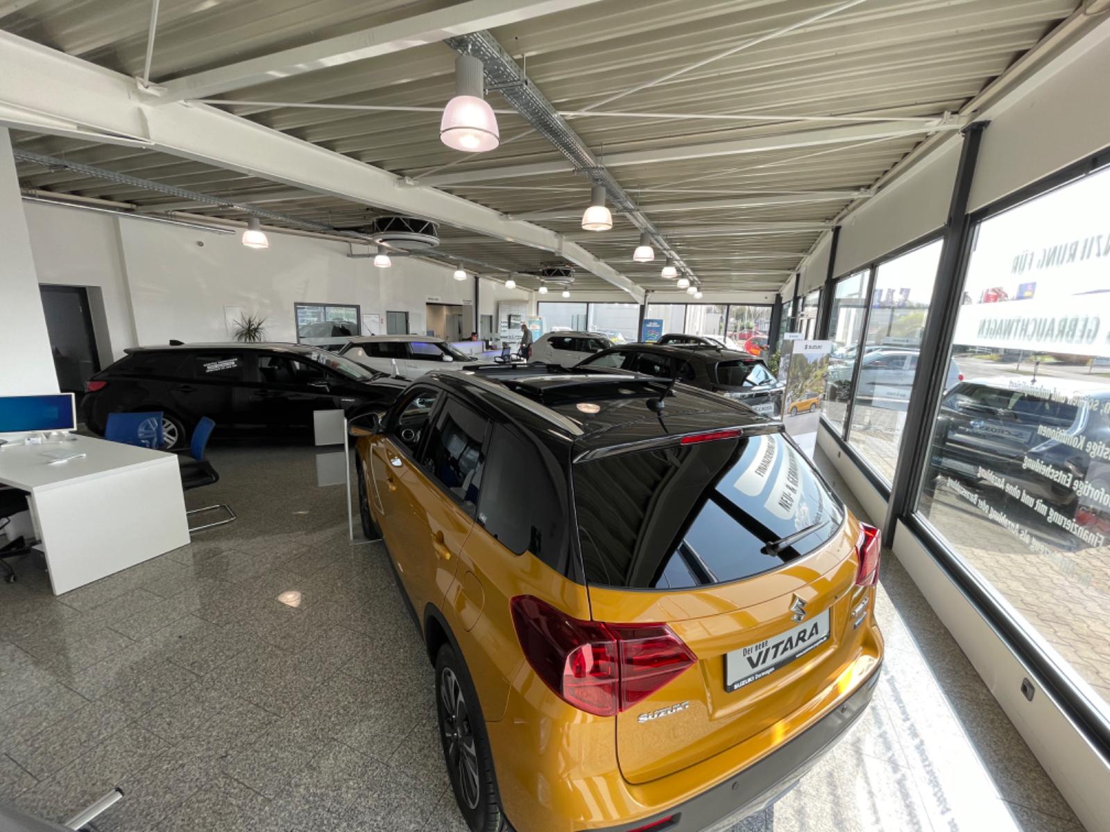 showroom-image-top
