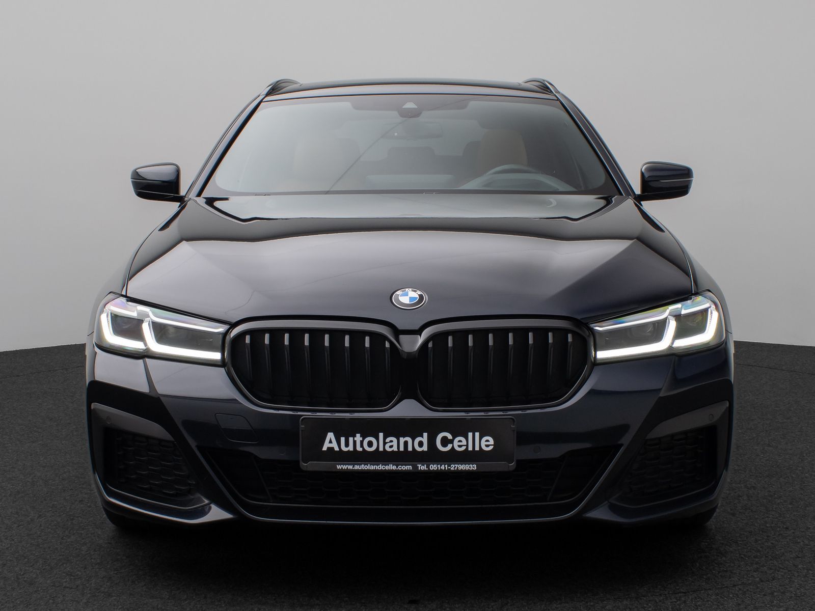 Fahrzeugabbildung BMW 530d xD M Sport Pano Kamera Laser HUD H/K 20Zoll
