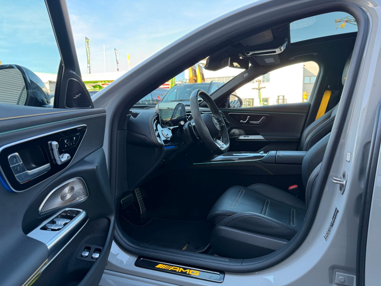 Fahrzeugabbildung Mercedes-Benz E 53 AMG 4M Edition1 PremiumPlus+Carbon+21"+Voll