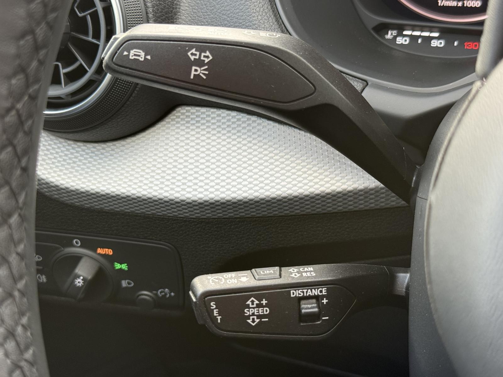 Audi Q2 35 TFSI Advanced,Virtual,Matrix,R-Kam,ACC