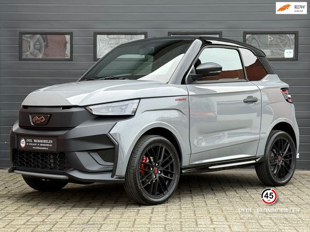 Image of Ligier JS 50