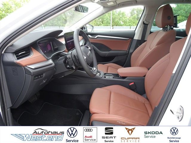 Fahrzeugabbildung SKODA Octavia Combi Selection 1.5l TSI MHEV 110kW DSG