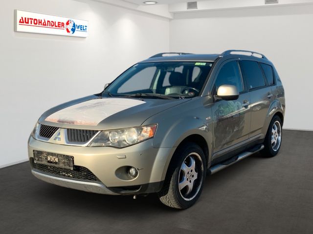 Mitsubishi Outlander 2.4 Automatik 4x4 LPG Leder Navi