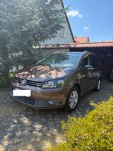 Volkswagen Touran 1.6 TDI DSG Style Style + Wertgutachten - Volkswagen Touran: Style
