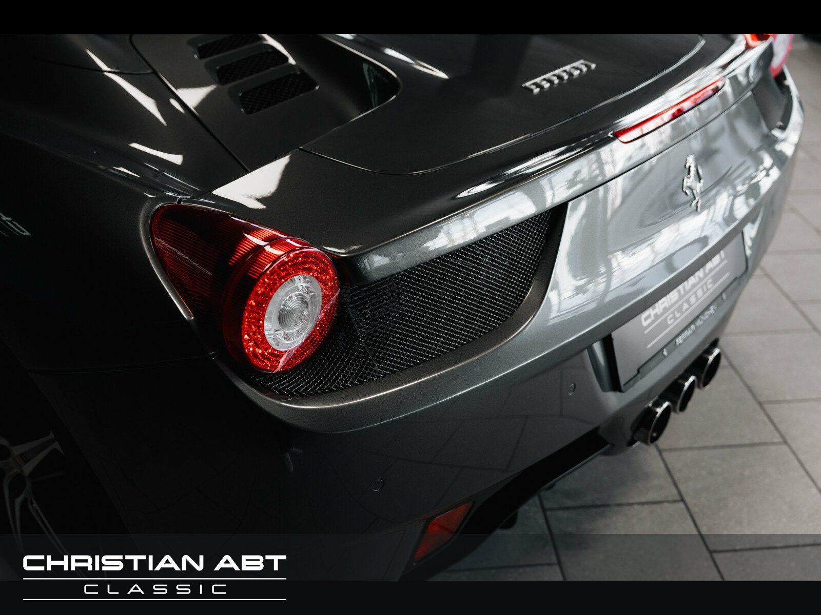 Fahrzeugabbildung Ferrari 458 Spider Lift Daytona Carbon Power15