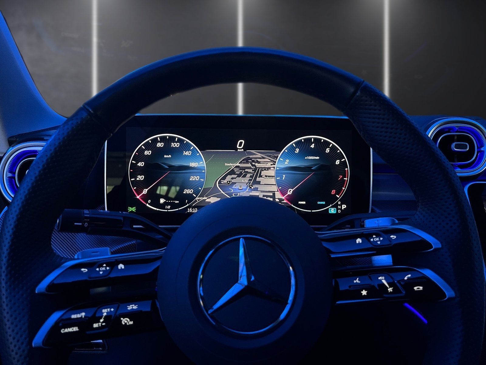 Fahrzeugabbildung Mercedes-Benz C 200 AMG Line*LED*Kamera*Memory*Totwin*CarPlay*