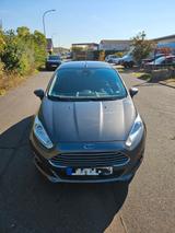 Ford Fiesta Titanium*KeylessGo*AHK*TÜV*Wie Neu