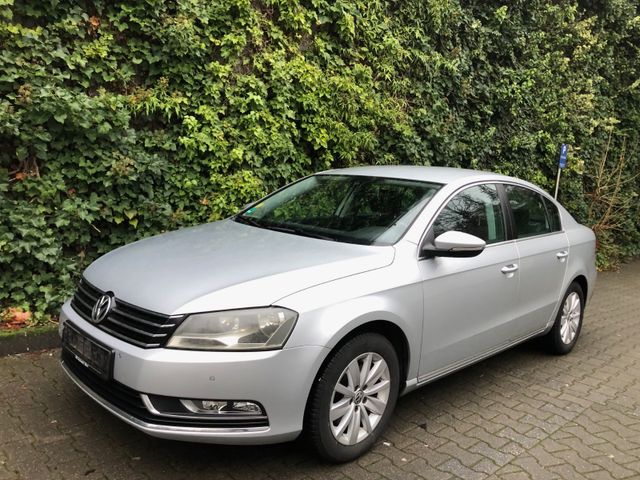 Volkswagen Passat Lim. Comfortline BlueMotion