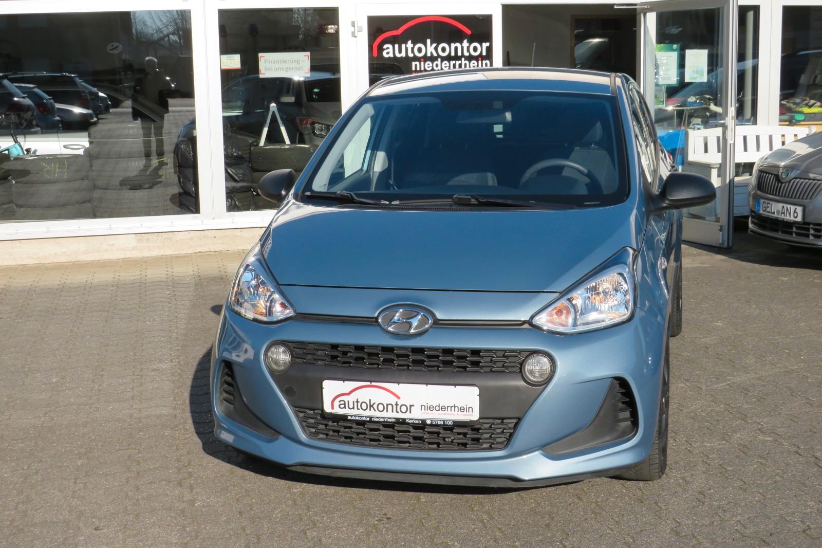 Hyundai i10 4-TÜREN KLIMA PDC ALU SCHECKHEFT