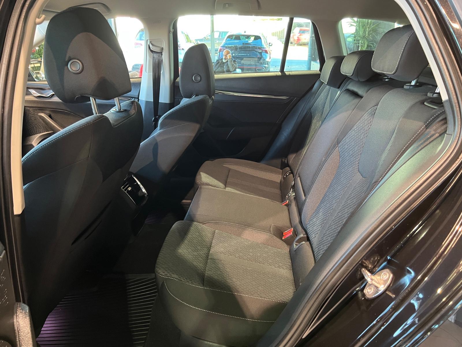 Skoda Octavia 2.0TDI DSG4x4 COMBI*LED*AMBIENTE*KEYLESS, миниатюра 12
