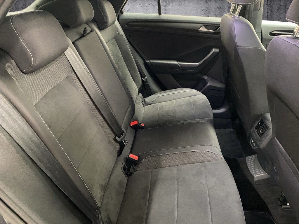 Volkswagen T-Roc - Bild 12