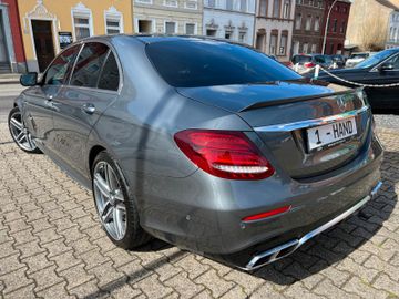 Fahrzeugabbildung Mercedes-Benz E 63 AMG S 4-MATIC 1-HAND SD KLAPPE DRIVERS PACK