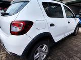 Dacia Sandero Stepway (Start-Stop, Bluetooth, MP3) - gebrauchte Dacia Sandero aus dem Jahr 2015