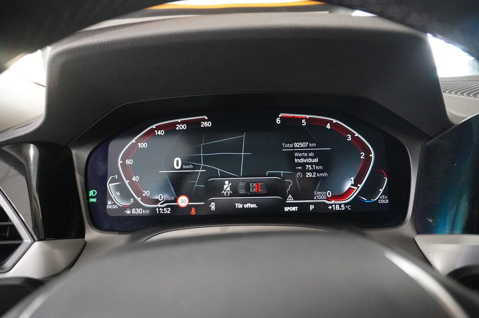 Fahrzeugabbildung BMW 318D TOURING ADVANTAGE NAVI/LED/VIRTUAL/SHZ/DAB+