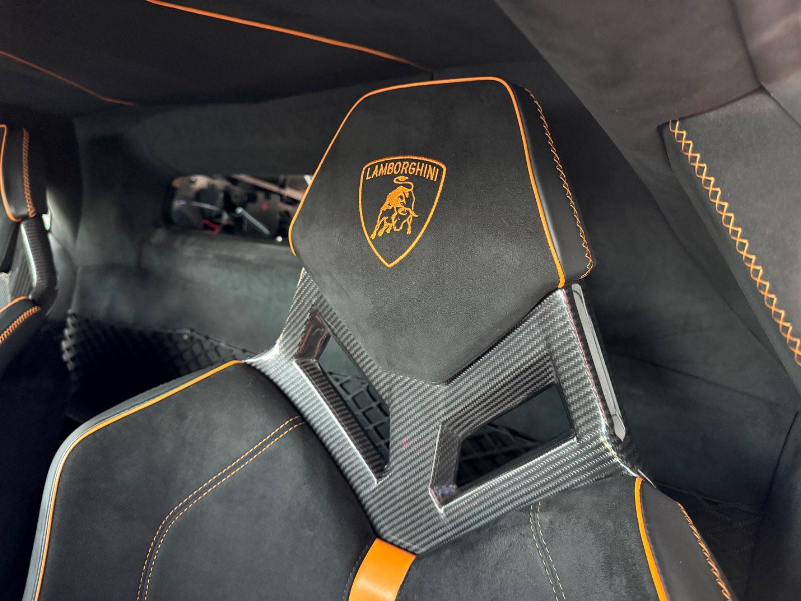 Lamborghini AVENTADOR SVJ V12 FULL CARBON LIFT STYLE GINTANI foto 20