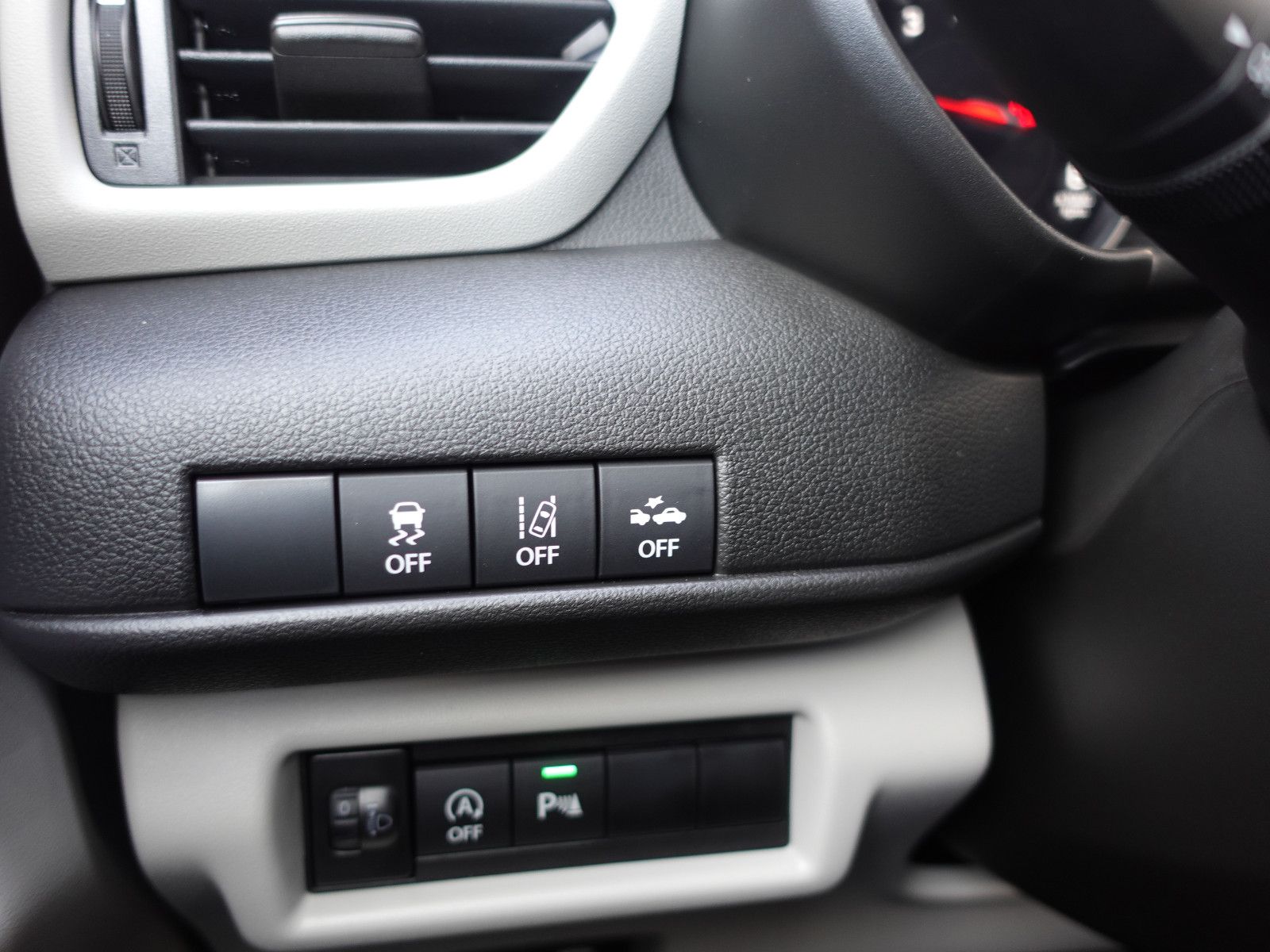 Fahrzeugabbildung Suzuki Swift Comfort 1.2,Navi,Sitzhz,Kamera,Alu,DAB,LED