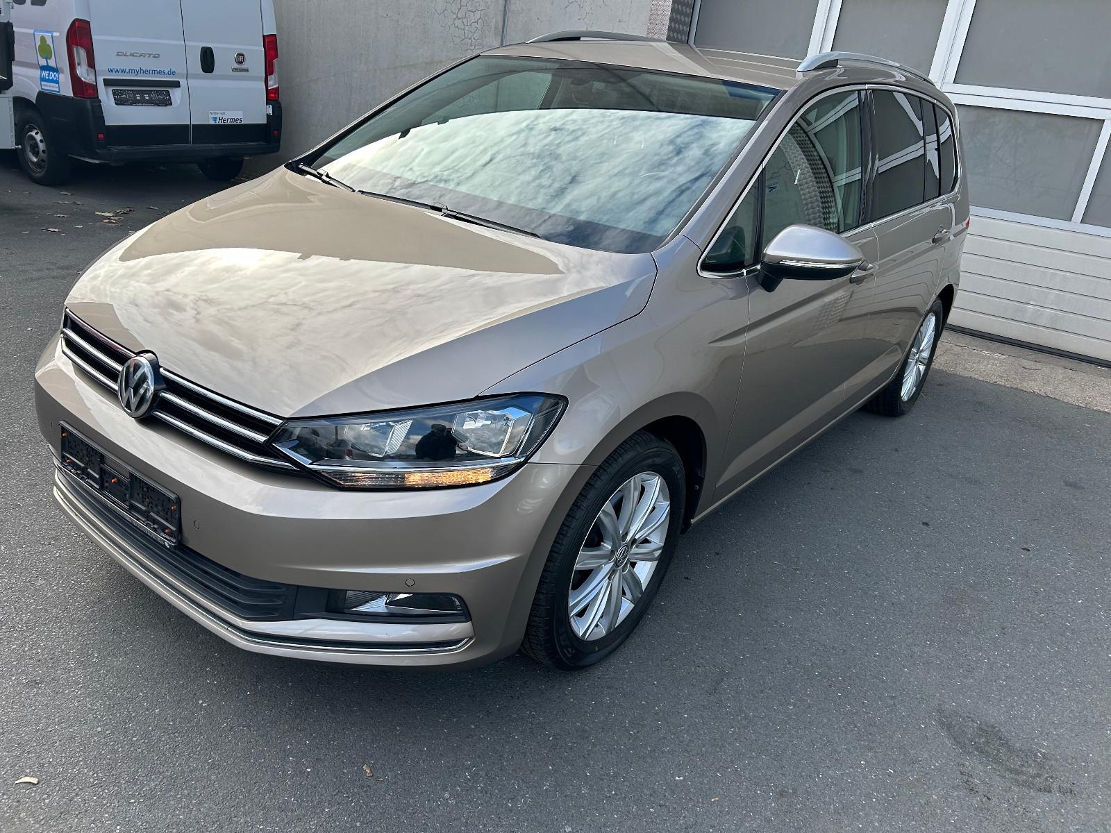 Volkswagen Touran 1.4 TSI Highline*7-Sitze*Massage-Sitz*