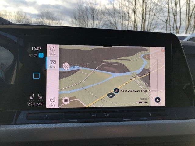 Fahrzeugabbildung Volkswagen Golf 1.5TSI Move LED+ACC+NAVI+APP-CONN+SITZHZ+++