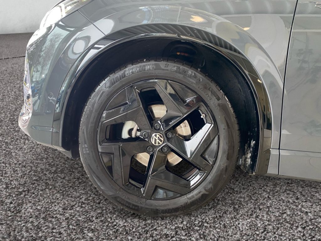 Fahrzeugabbildung Volkswagen Tiguan 1.5 eTSI DSG R-Line* 3 J. Anschlussgarant