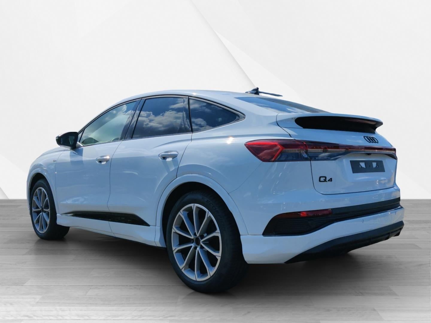 Fahrzeugabbildung Audi Q4 Sportback e-tron 40, Komfort+, 2x S Line., Ma