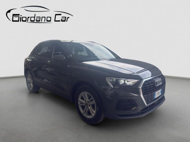 Audi Q3 35 TDI S tronic Business