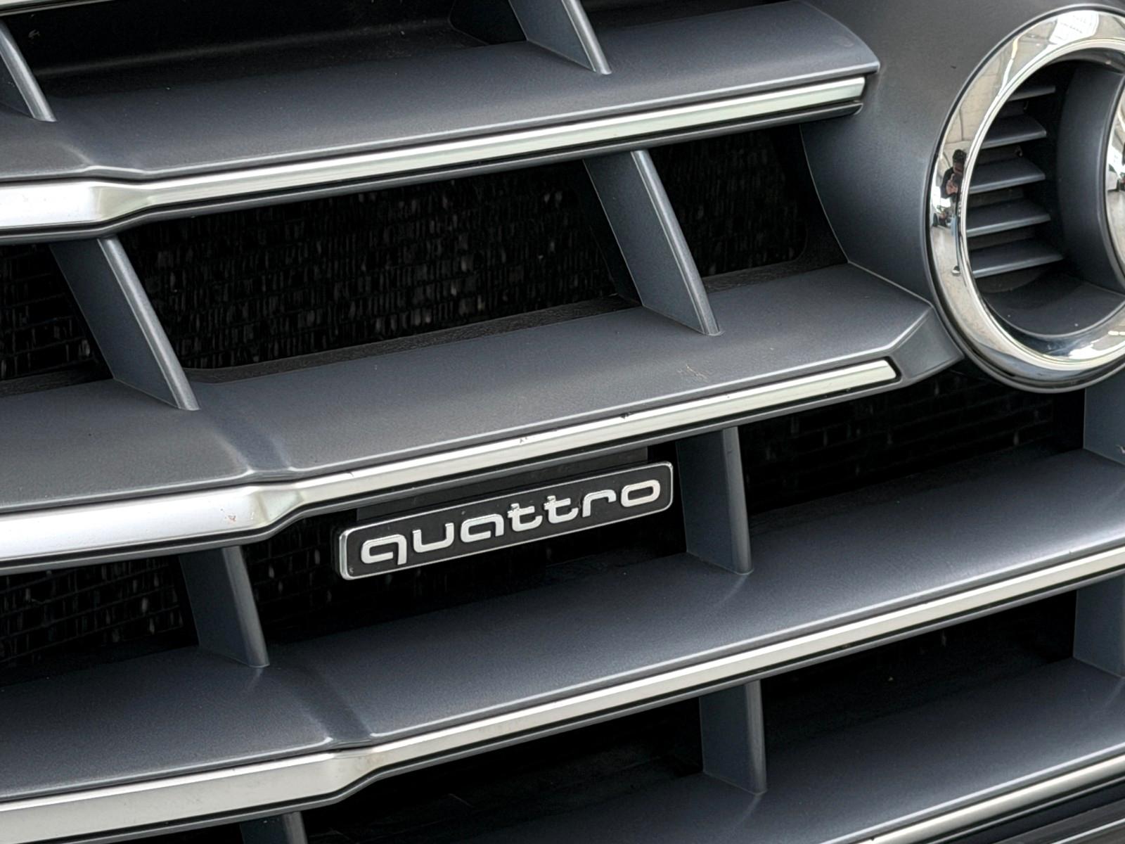 Audi Q5 quattro Sport*S-line*Kamera*LED*AHK*Panorama*
