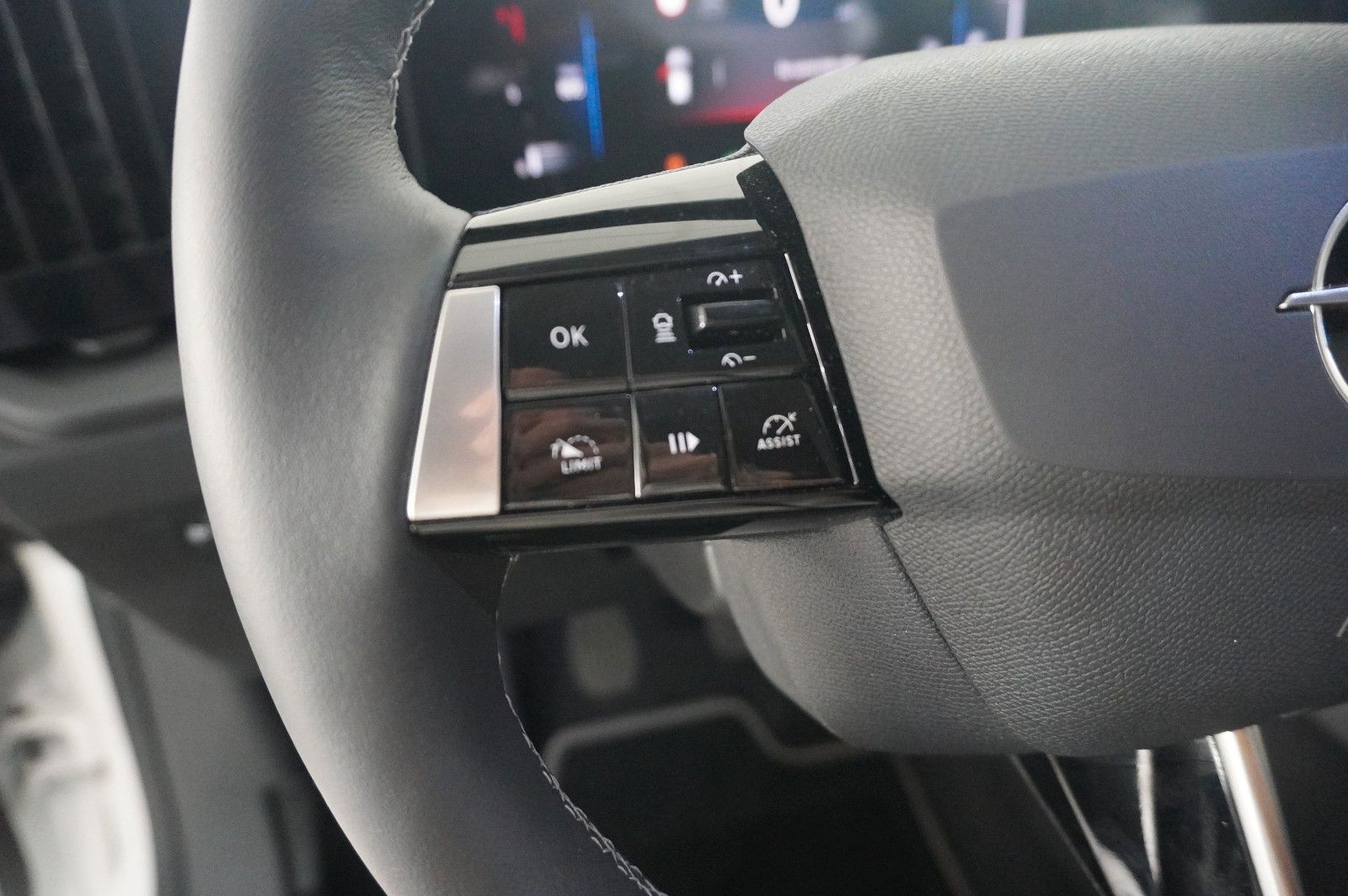 Fahrzeugabbildung Opel Astra L ST 1.5D ELEGANCE NAVI/LED/KAMERA/SH/DAB+