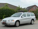 Volvo V70 Kombi Bi-Fuel Momentum*1.HAND*LEDER*AHK*TOP - Volvo V70 bis 10.000 Euro