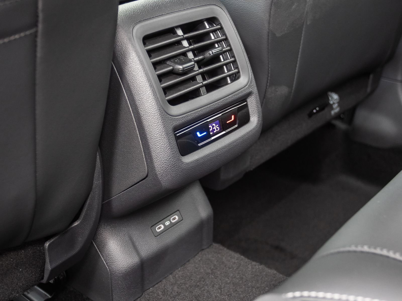 Volkswagen T-Roc - Bild 21
