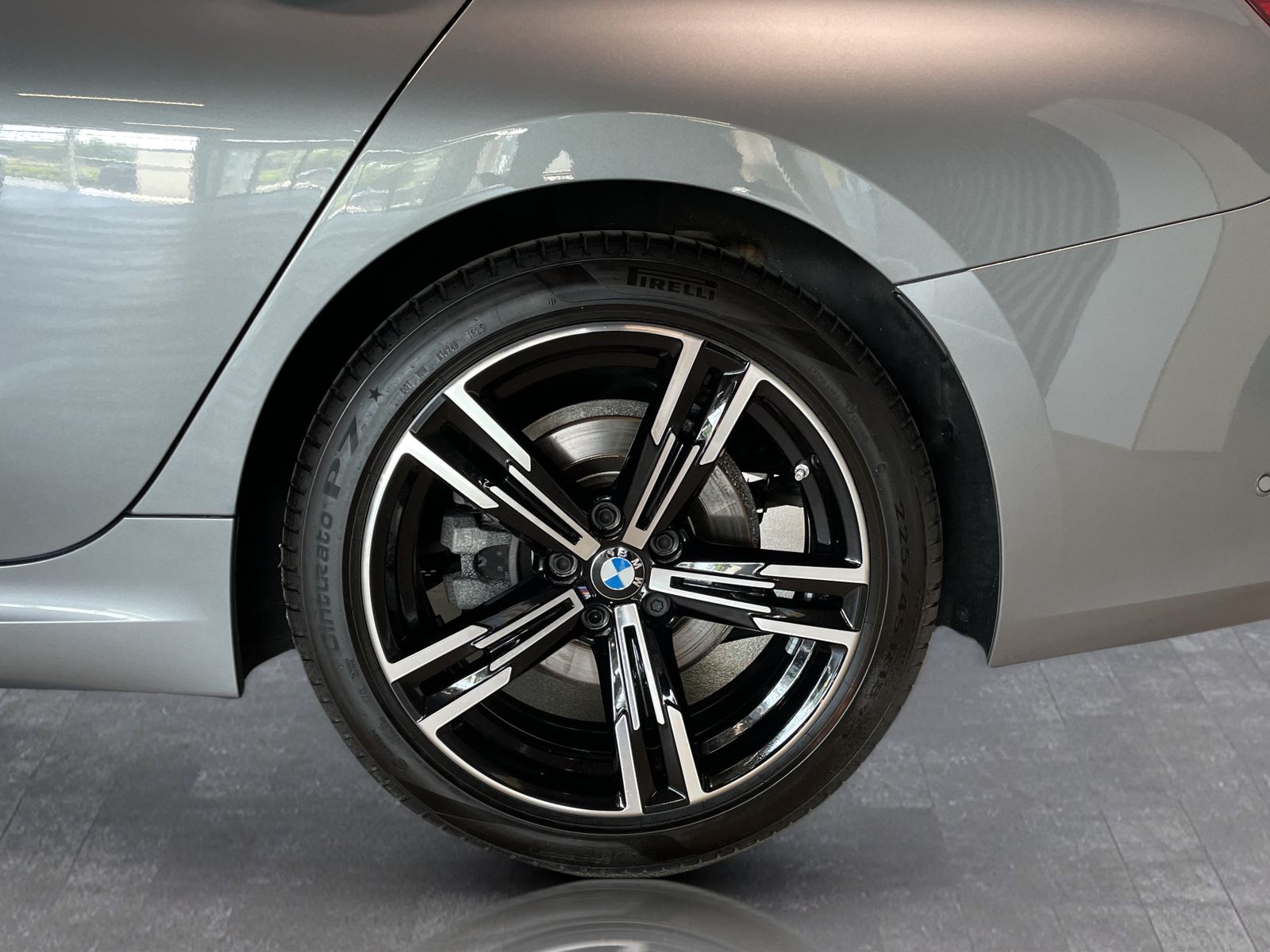BMW 320 - Bild 14