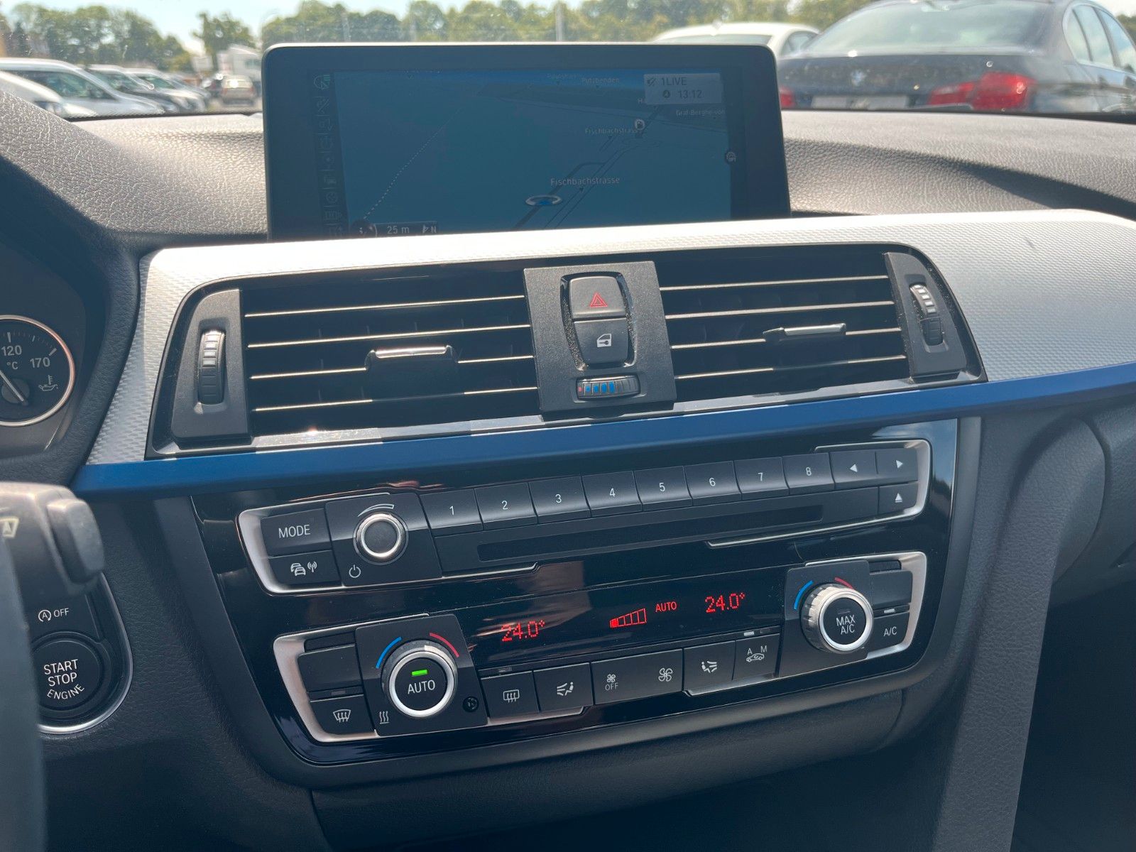 Fahrzeugabbildung BMW 420i Gran Coupé Sport-Aut. M SPORTPAKET Navi LED