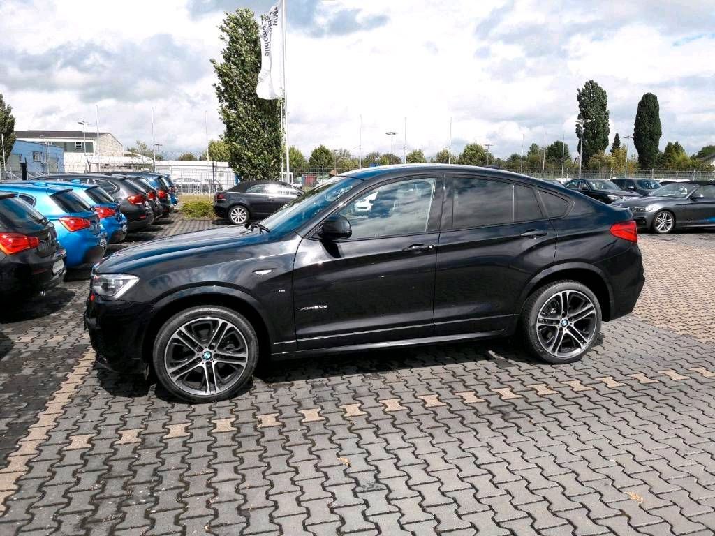 Image of BMW X4 M