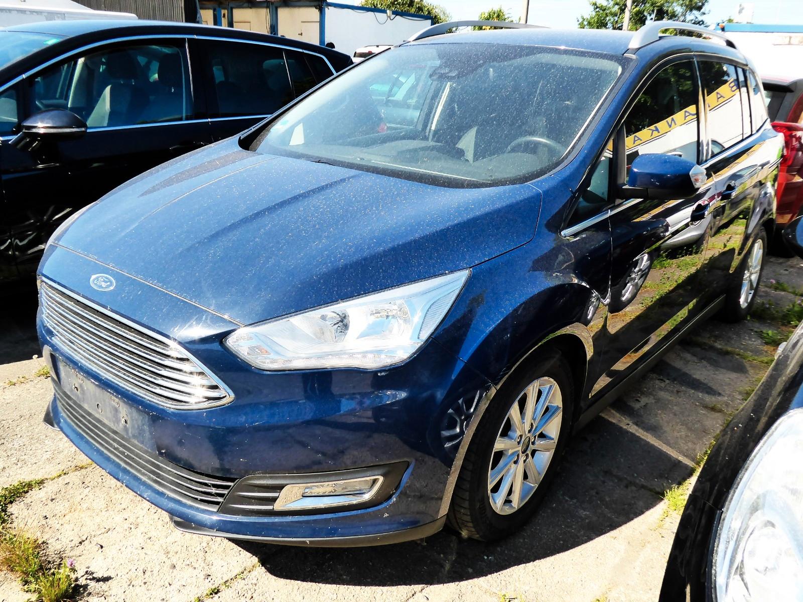 Ford Grand C-MAX Titan 1,5D Navi,Kamera,Tempom.,BC,E6