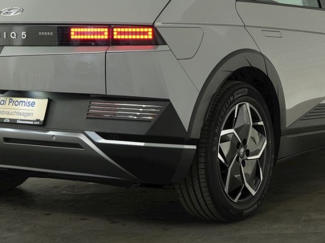 IONIQ 5 DYNAMIQ 77,4 kWh AT+AHK+VOLL LED+NAVI+RÜ