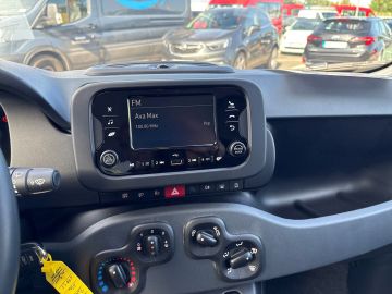 Bild 12 Fiat Panda 1.0 Mild Hybrid DAB Spurhalteass. Verkehrs