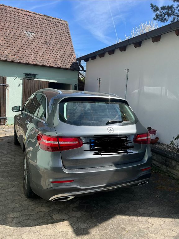 Mercedes-Benz GLC 220