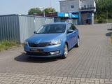 Skoda Rapid Elegance 1.4 Automatik*Xenon*PDC*AHK - Skoda Rapid: Elegance
