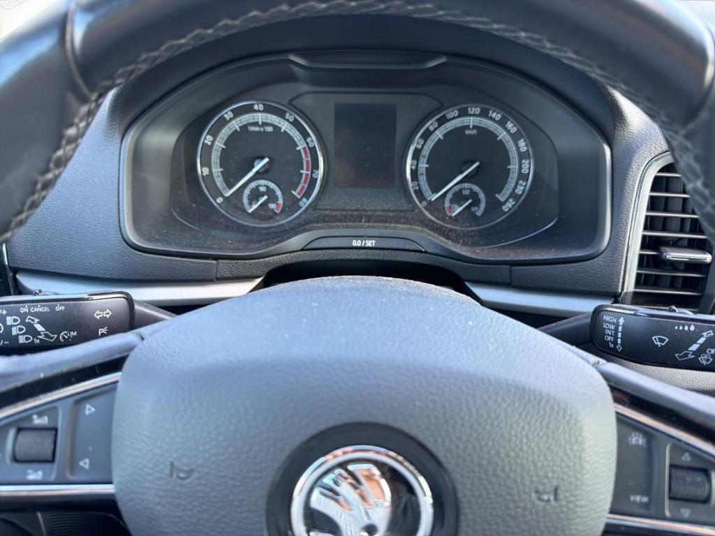 Skoda Karoq 1.0 TSI Ambition LED-TagFL SHZ PDC elHeck