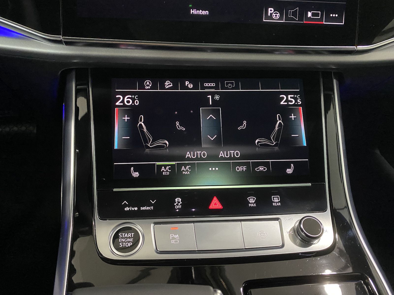 Fahrzeugabbildung Audi Q8 45 Tdi quattro S Line/´23/Pano/ACC/AIR/