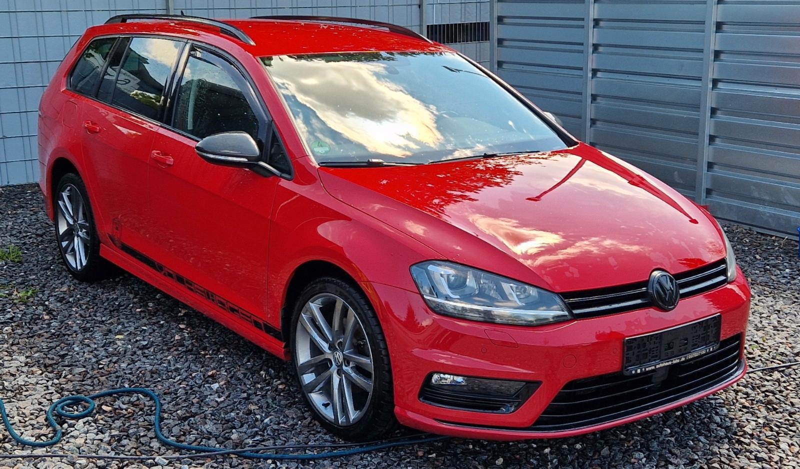 Volkswagen Golf VII Variant 1.4 TSI R-Line ACC Massage Xeno