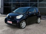 Toyota IQ 1.0 - Toyota aus 2010