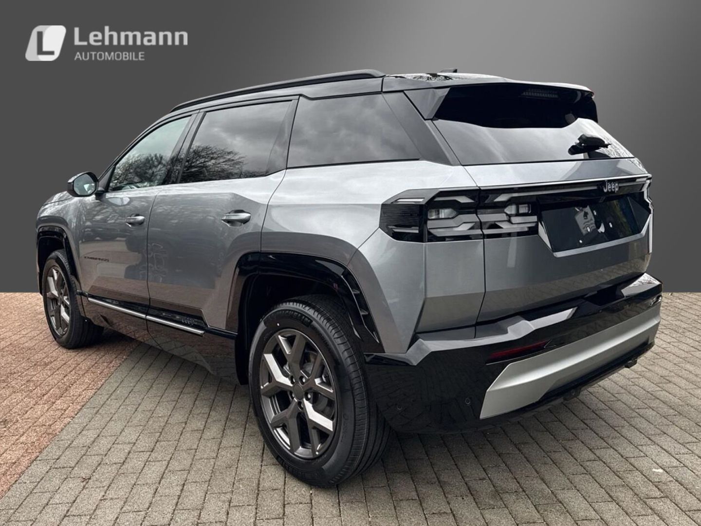 Fahrzeugabbildung Jeep Compass MY26 FIRST EDITION E-HYBRID PANO VOLL