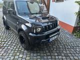 Suzuki Jimny 1.3 4WD Club Club - Suzuki Jimny mit Benzin-Antrieb