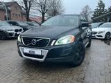 Volvo XC60 2WD*SHZ*AHK*NAVI*PDC*XENON* - Volvo aus 2010: Geländewagen