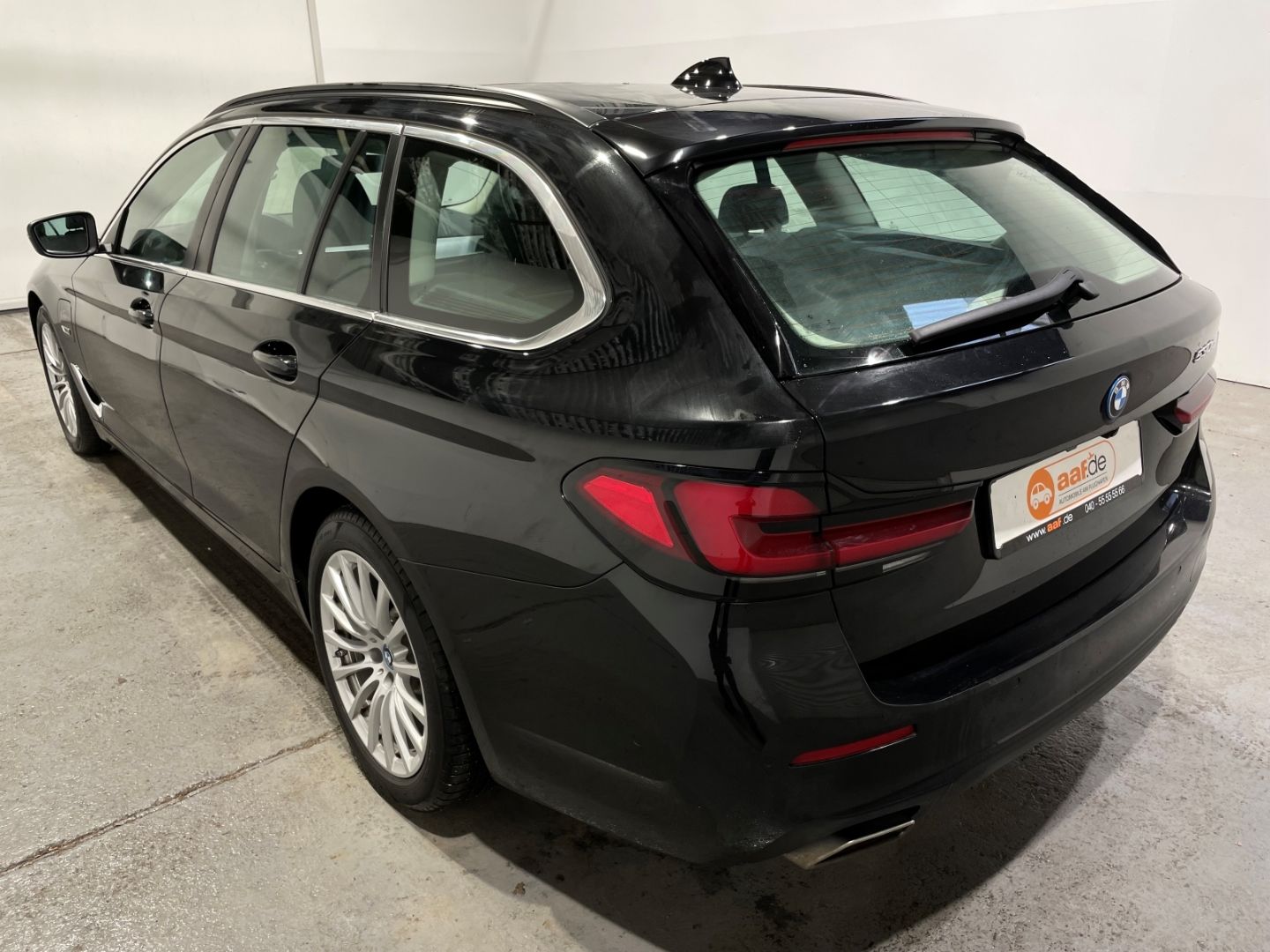 BMW 530 e Touring Automatik EU6d Leder LED Pano Navi imagem 2