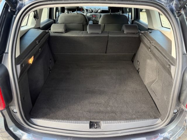 Fahrzeugabbildung Dacia Duster II Comfort 4WD +KLIMA+RADIO+BLUETOOTH+UVM